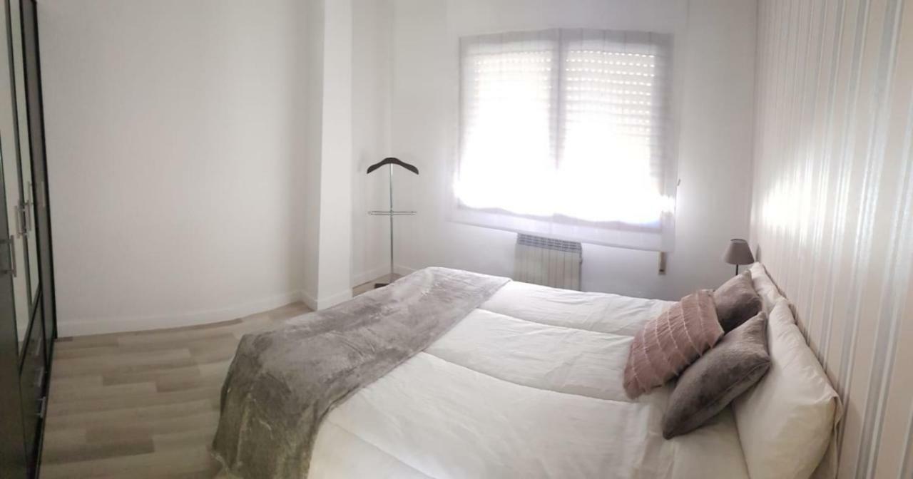 Apartamento "El Abuelo" Calahorra Esterno foto